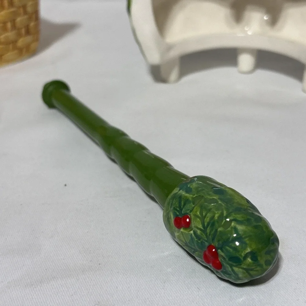 VTG 1998 Bathelle Christmas Toilet Brush Holder & Brush Ceramic Holiday New‎